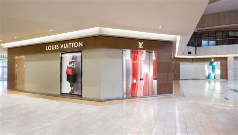 trinity place louis vuitton|louis vuitton northbrook court.